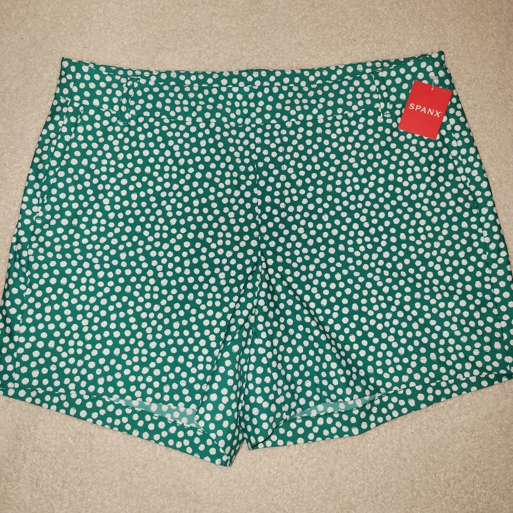 Spanx Shorts - XL